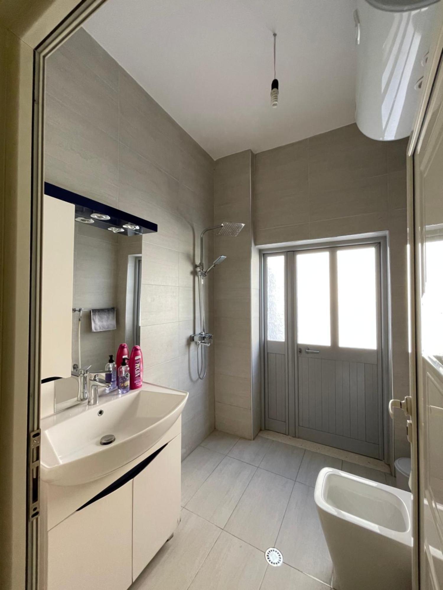 New Baazar Terrace Apartment Tirana Exterior foto